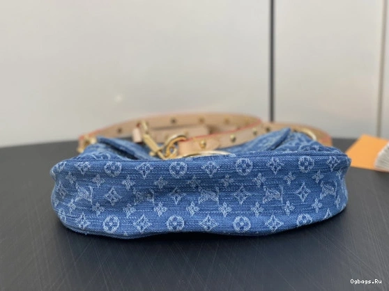 LOUIS VUITTON Sunset 0124